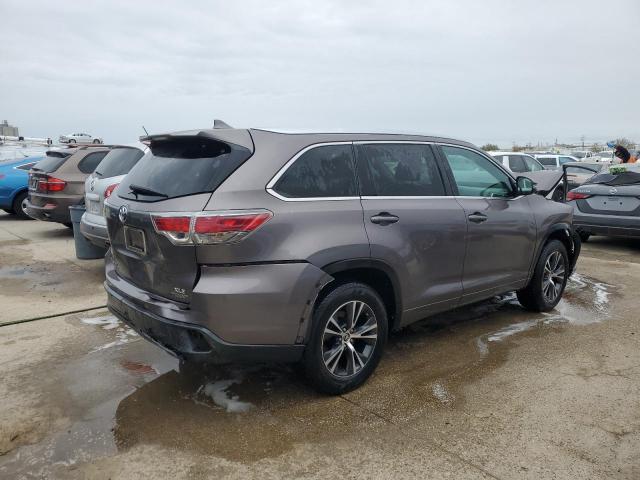 Photo 3 from auction – 2016 TOYOTA HIGHLANDER with VIN 5TDKKRFHXGS142304