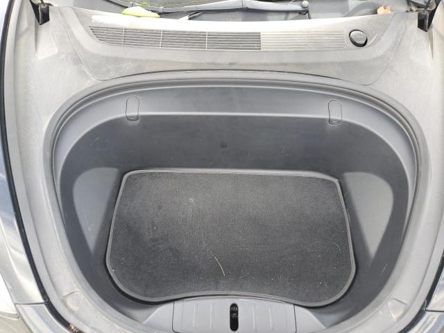 Photo 11 from auction – 2018 TESLA MODEL 3 with VIN 5YJ3E1EA5JF051857