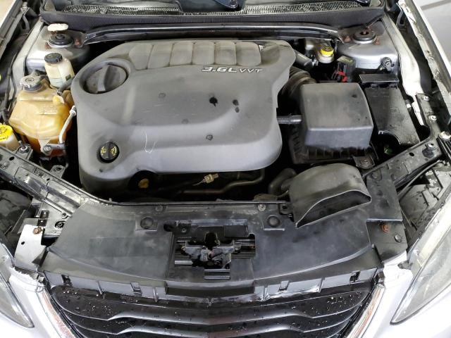 Photo 11 from auction – 2013 CHRYSLER 200 LIMITE with VIN 1C3CCBCG0DN555424