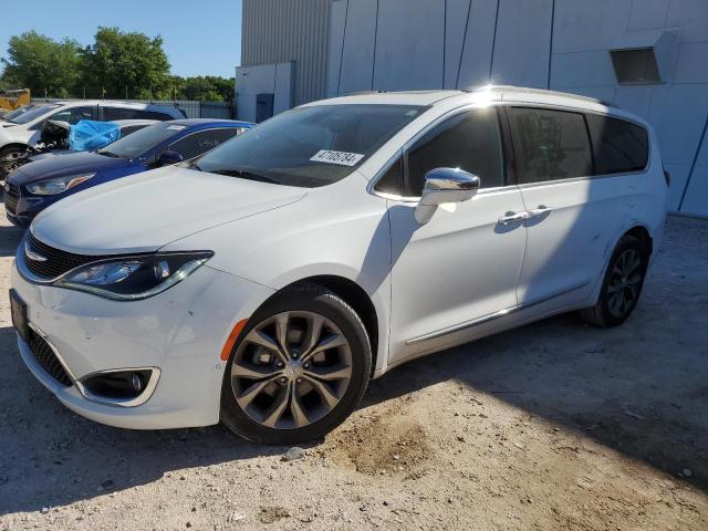CHRYSLER PACIFICA L 2017 with VIN 2C4RC1GG0HR583923 - Photo from auction