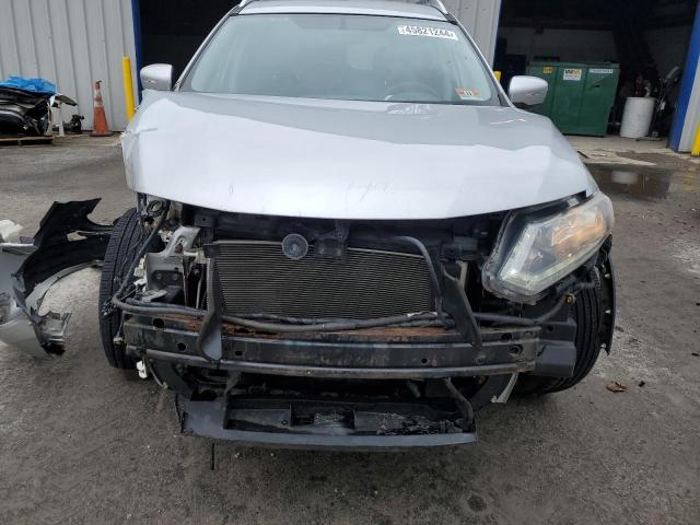 Photo 5 from auction – 2015 NISSAN ROGUE S with VIN KNMAT2MV2FP532153
