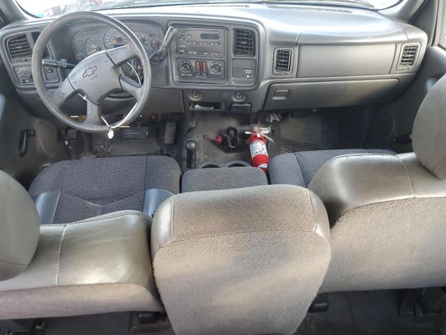 Photo 8 from auction – 2003 CHEVROLET SILVERADO with VIN 1GCHK29UX3E102346