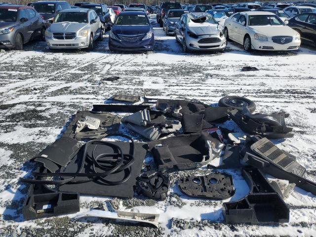 Photo 12 from auction – 2017 FORD ESCAPE TIT with VIN 1FMCU9J99HUD88350