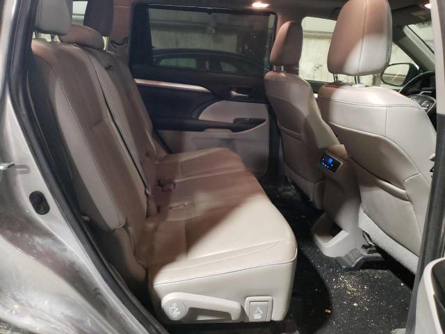 Foto 10 de la subasta – 2015 TOYOTA HIGHLANDER con VIN 5TDJKRFH4FS161165