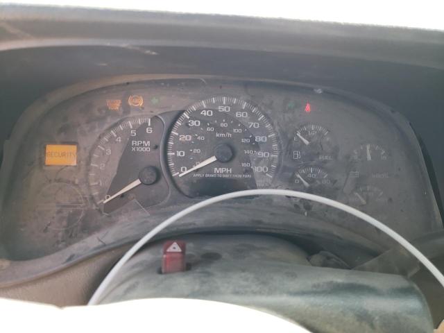 Photo 9 from auction – 2002 CHEVROLET SILVERADO with VIN 2GCEC19V421230195