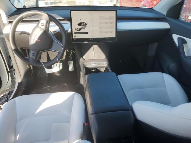 Photo 8 from auction – 2022 TESLA MODEL Y with VIN 7SAYGDEF7NF397026