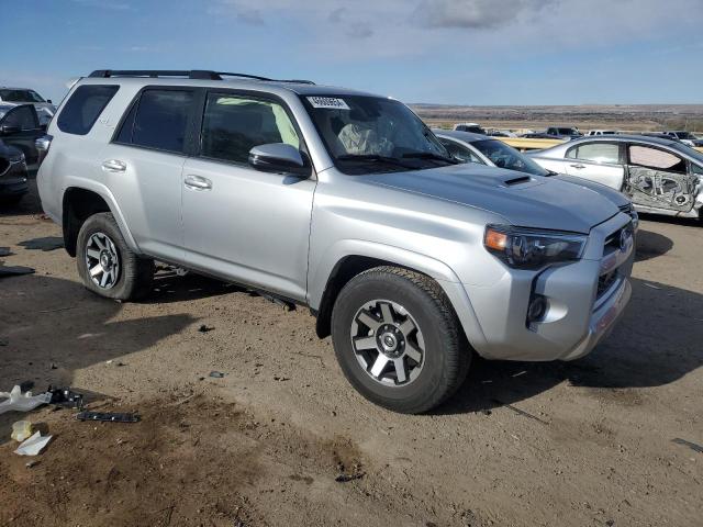Photo 4 from auction – 2021 TOYOTA 4RUNNER SR with VIN JTERU5JR1M5948742