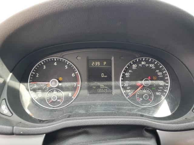 Photo 9 from auction – 2015 VOLKSWAGEN PASSAT S with VIN 1VWAT7A35FC044707