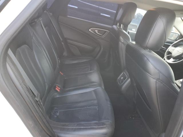 Photo 10 from auction – 2015 CHRYSLER 200 C with VIN 1C3CCCCG7FN549001
