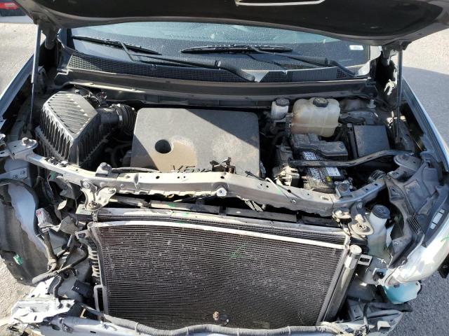 Photo 12 from auction – 2018 CHEVROLET TRAVERSE L with VIN 1GNEVHKW8JJ264352