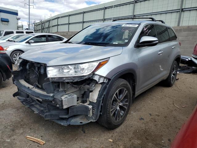 TOYOTA HIGHLANDER 2017 with VIN 5TDBZRFH7HS422114 - Photo from auction