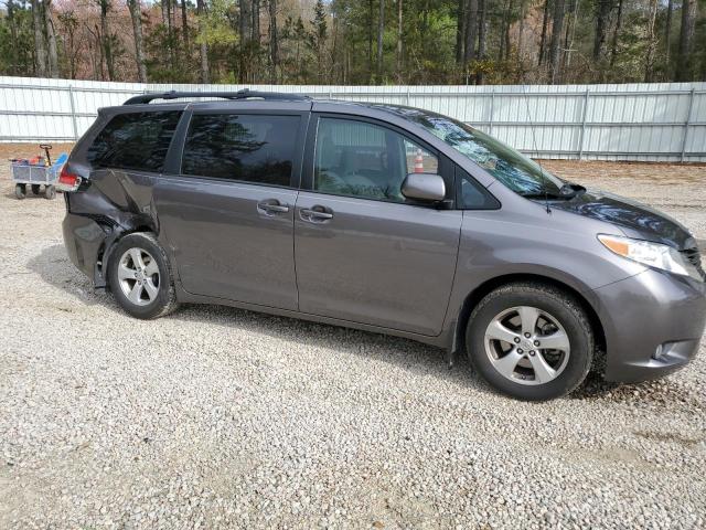 Photo 4 from auction – 2012 TOYOTA SIENNA LE with VIN 5TDKK3DC2CS199000