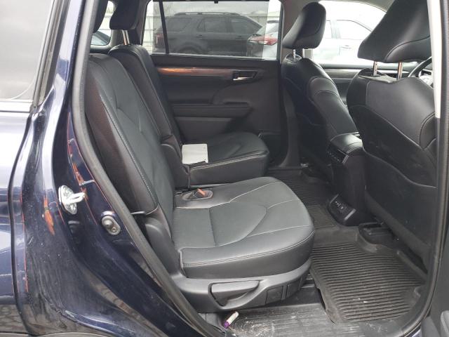 Photo 11 from auction – 2022 TOYOTA HIGHLANDER with VIN 5TDDZRBH4NS172177