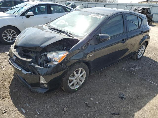 TOYOTA PRIUS C 2013 with VIN JTDKDTB33D1053281 - Photo from auction