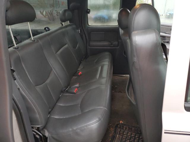 Photo 10 from auction – 2005 CHEVROLET SILVERADO with VIN 1GCEK19B55Z138775