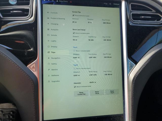 Photo 9 from auction – 2015 TESLA MODEL S 85 with VIN 5YJSA1H26FF089214