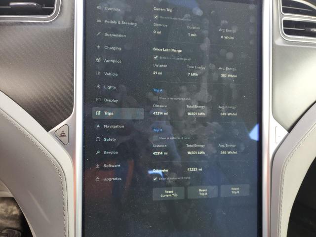 Photo 9 from auction – 2015 TESLA MODEL S P8 with VIN 5YJSA1H46FF093572