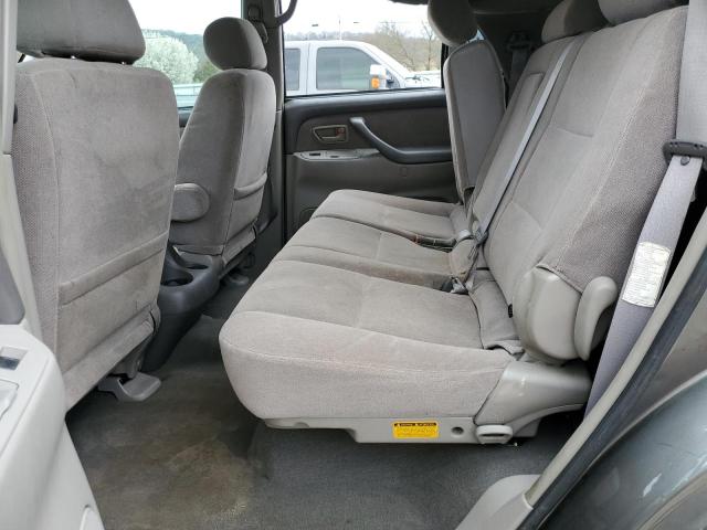 Photo 11 from auction – 2004 TOYOTA SEQUOIA SR with VIN 5TDZT34A74S208396