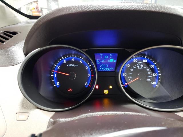 Photo 9 from auction – 2011 HYUNDAI TUCSON GLS with VIN KM8JU3ACXBU168965