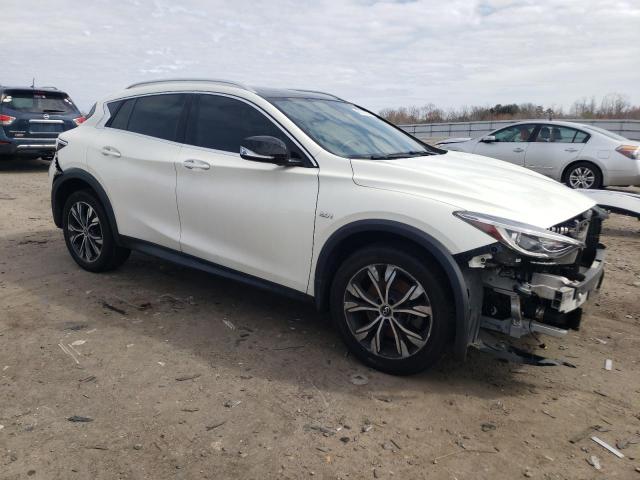 Photo 4 from auction – 2018 INFINITI QX30 BASE with VIN SJKCH5CR5JA058384