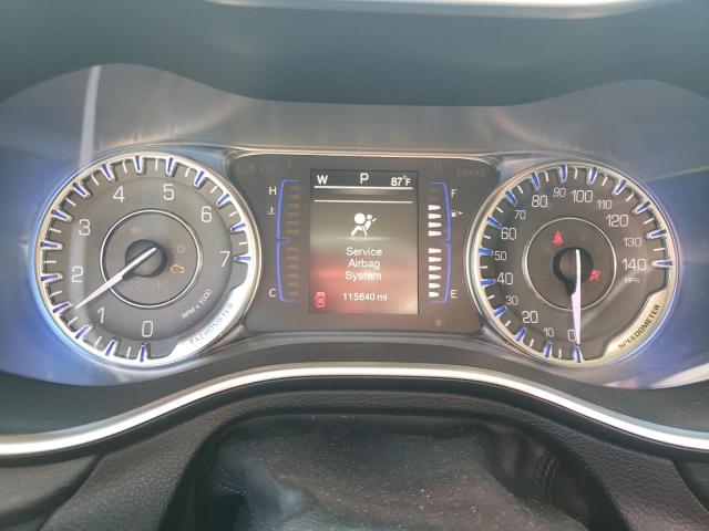 Photo 9 from auction – 2015 CHRYSLER 200 LIMITE with VIN 1C3CCCAB0FN637010