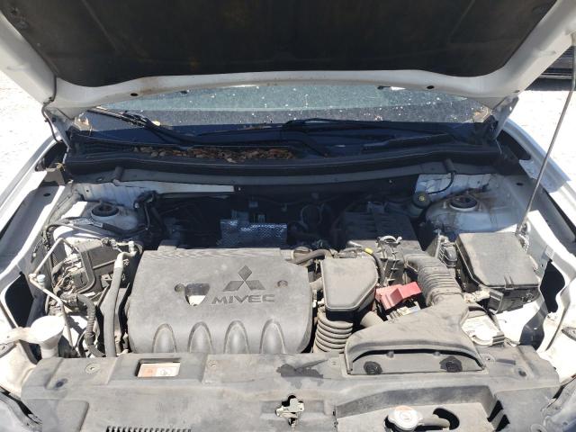 Photo 12 from auction – 2014 MITSUBISHI OUTLANDER with VIN JA4AD2A35EZ015166