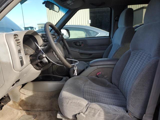 Photo 7 from auction – 2000 CHEVROLET BLAZER with VIN 1GNDT13W8Y2358677