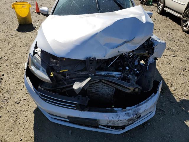 Photo 11 from auction – 2017 VOLKSWAGEN JETTA S with VIN 3VW2B7AJ6HM254403