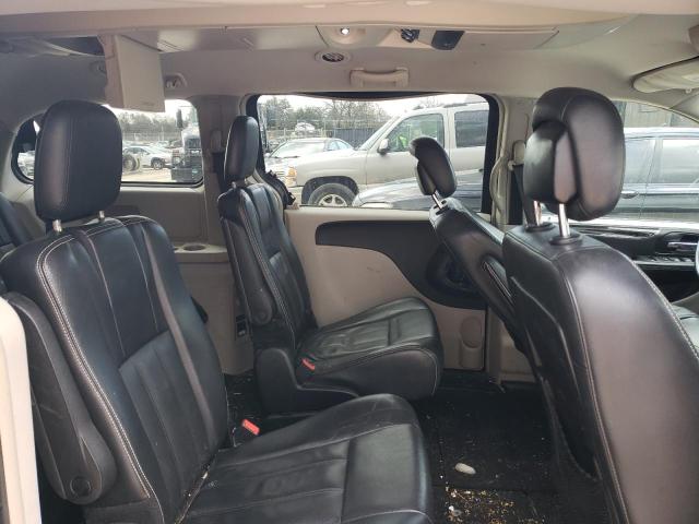 Photo 11 from auction – 2013 CHRYSLER TOWN & COU with VIN 2C4RC1BG9DR706295