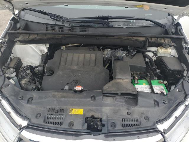 Photo 12 from auction – 2016 TOYOTA HIGHLANDER with VIN 5TDKKRFH9GS122044