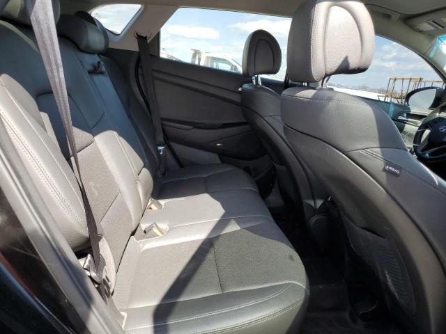 Photo 11 from auction – 2017 HYUNDAI TUCSON LIM with VIN KM8J33A40HU536770