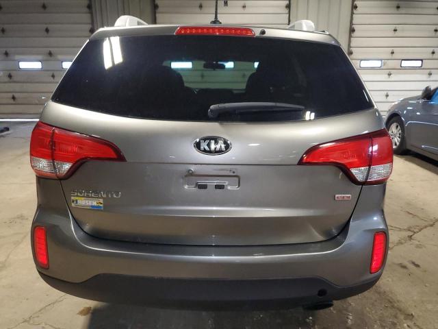 Photo 6 from auction – 2015 KIA SORENTO LX with VIN 5XYKTDA75FG594817