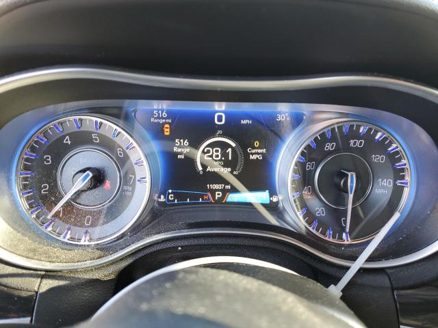 Photo 9 from auction – 2017 CHRYSLER 300 LIMITE with VIN 2C3CCAAG3HH521618