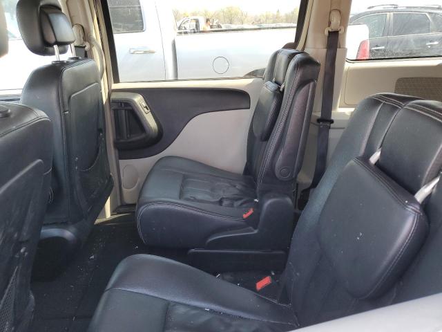 Photo 11 from auction – 2016 CHRYSLER TOWN & COU with VIN 2C4RC1BG1GR297505