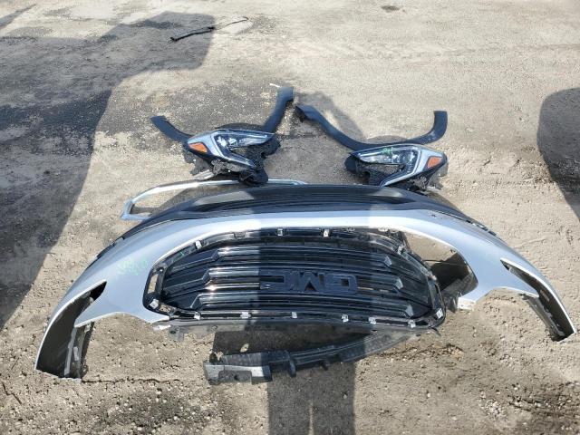 Photo 13 from auction – 2019 GMC TERRAIN SL with VIN 3GKALMEV4KL399500