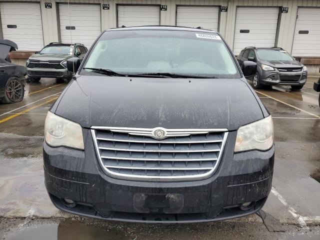 Photo 5 from auction – 2010 CHRYSLER TOWN & COU with VIN 2A4RR5D11AR221606