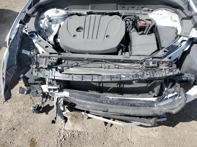 Photo 11 from auction – 2023 VOLVO XC60 PLUS with VIN YV4L12RE4P1273996