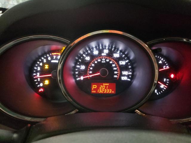 Photo 9 from auction – 2011 KIA SORENTO with VIN 5XYKTDA25BG096129