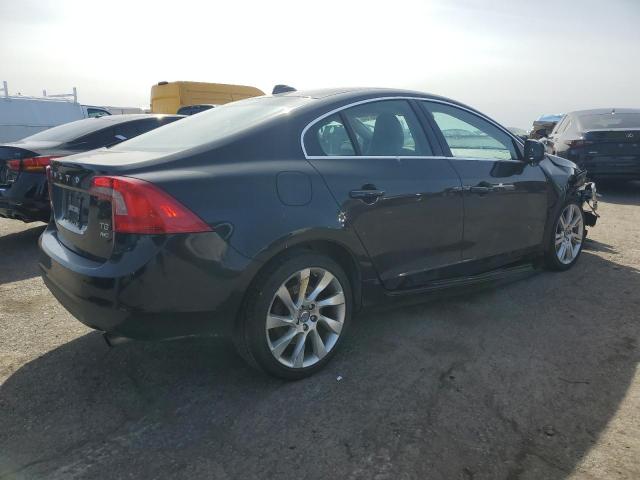 Photo 3 from auction – 2011 VOLVO S60 T6 with VIN YV1902FH8B2009188
