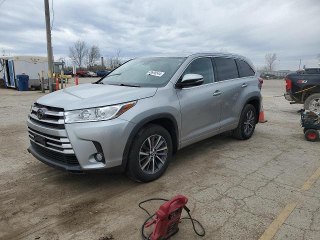 TOYOTA HIGHLANDER 2018 with VIN 5TDJZRFH0JS844890 - Photo from auction