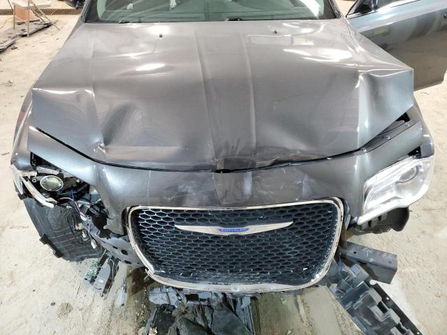Photo 11 from auction – 2018 CHRYSLER 300 TOURIN with VIN 2C3CCARG3JH309215
