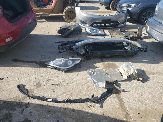 Photo 13 from auction – 2017 CHRYSLER PACIFICA T with VIN 2C4RC1BG9HR786087