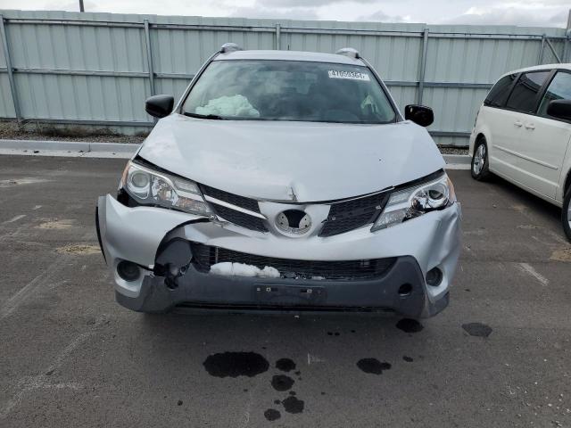 Photo 5 from auction – 2015 TOYOTA RAV4 LE with VIN JTMBFREVXFJ015835