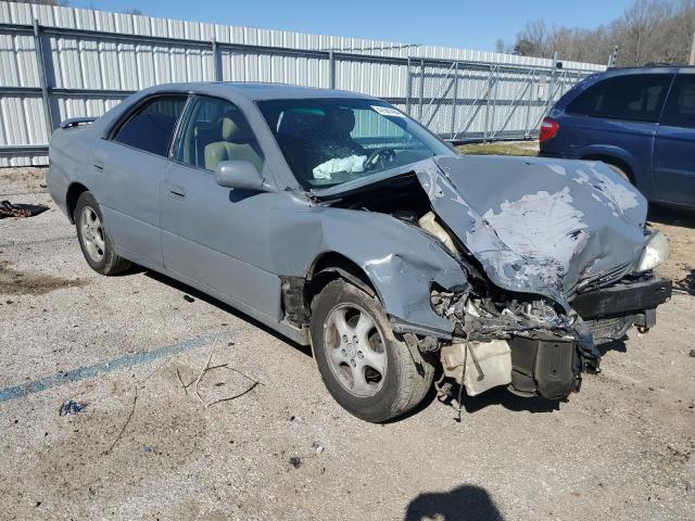 Photo 4 from auction – 1998 LEXUS ES 300 with VIN JT8BF28G1W0128579