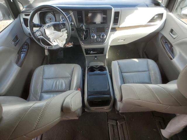 Photo 8 from auction – 2017 TOYOTA SIENNA XLE with VIN 5TDYZ3DC2HS821429