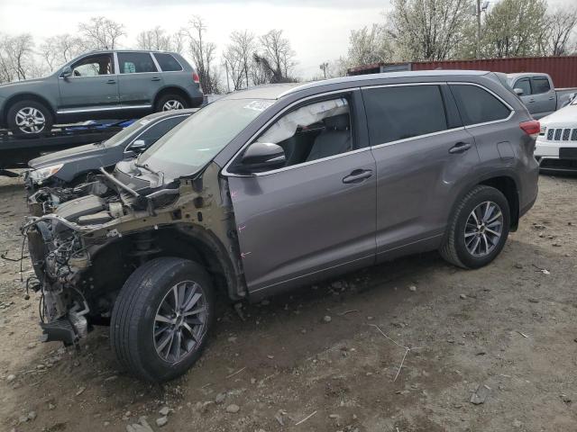 TOYOTA HIGHLANDER 2017 with VIN 5TDJZRFH5HS462168 - Photo from auction