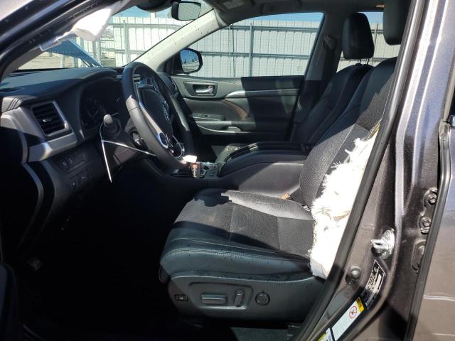 Photo 7 from auction – 2019 TOYOTA HIGHLANDER with VIN 5TDDZRFHXKS939214