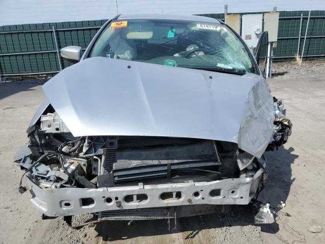 Photo 5 from auction – 2017 FORD FOCUS SE with VIN 1FADP3F21HL330480