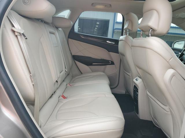 Photo 11 from auction – 2018 LINCOLN MKC RESERV with VIN 5LMCJ3D97JUL23114