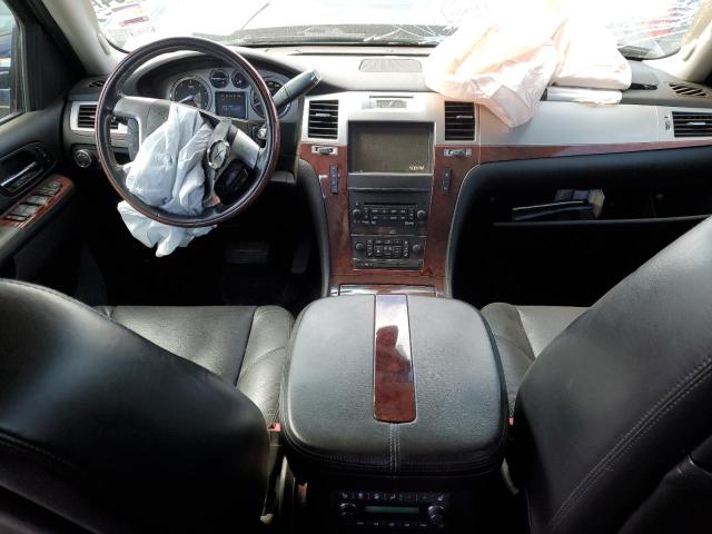 Photo 8 from auction – 2011 CADILLAC ESCALADE L with VIN 1GYS4BEF5BR104322